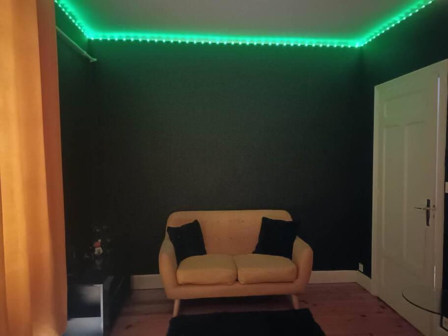 L'Appart De Babou Rez De Chaussee Parking Free Draps Wifi 梯也尔 外观 照片